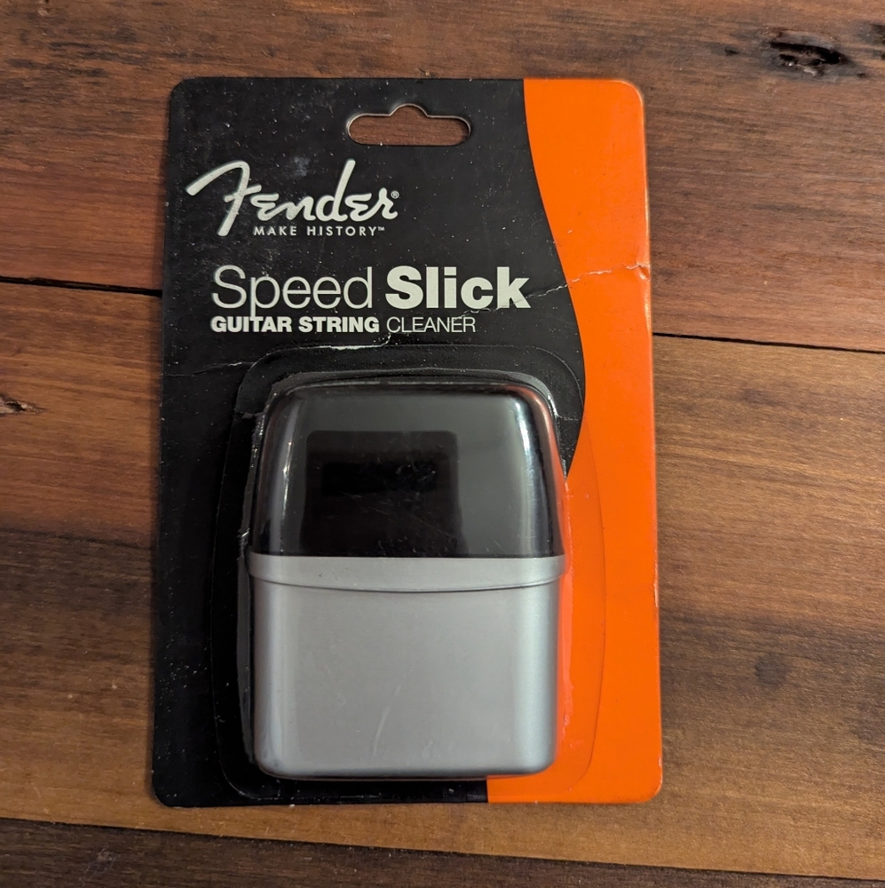 Fender Speed Slick Guitar String Cleaner‎ New In Package (2013) Restores Strings